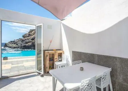 Casa Amarilla *